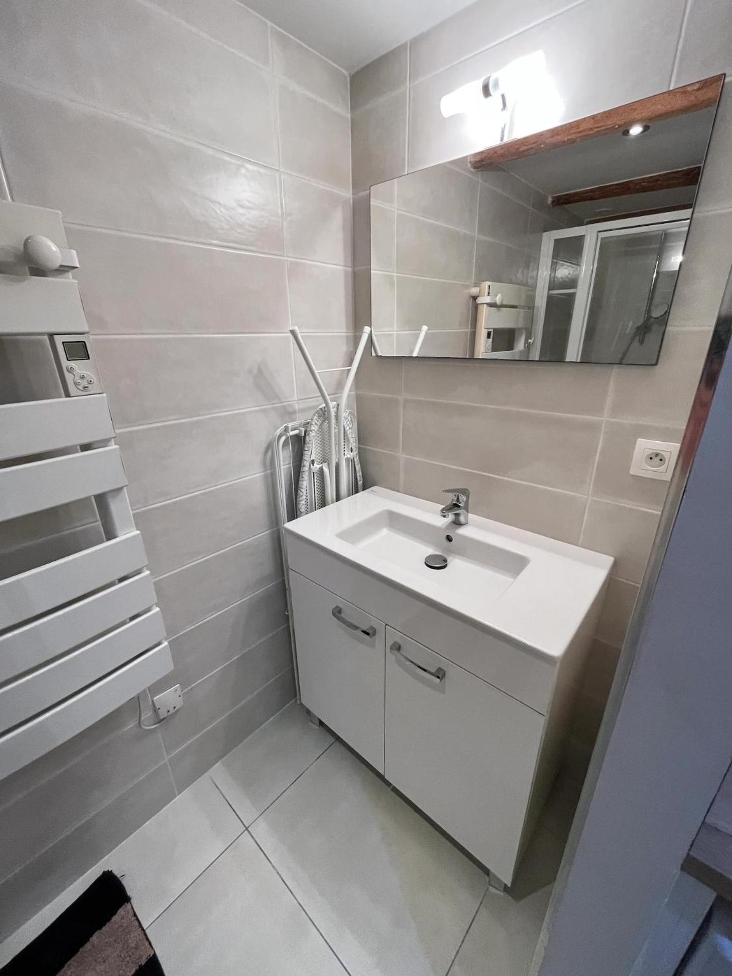 Le Chaptal • Beau T2 • Clim • Centre Gare St Roch Монпелие Екстериор снимка
